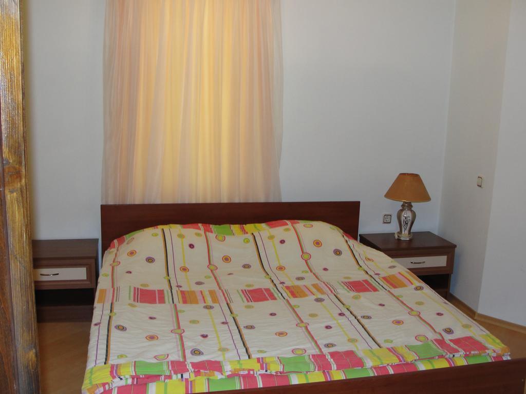Villa Persenk Lyaskovo  Oda fotoğraf